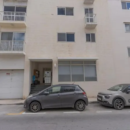 Modern Apartment-hosted By Sweetstay *